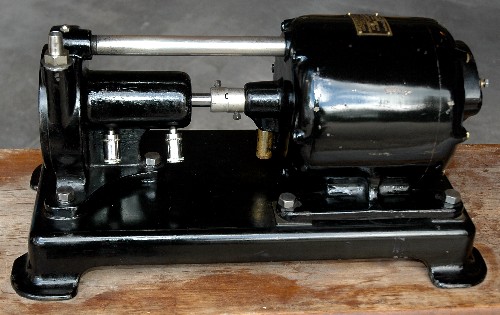 Auxetophone Motor